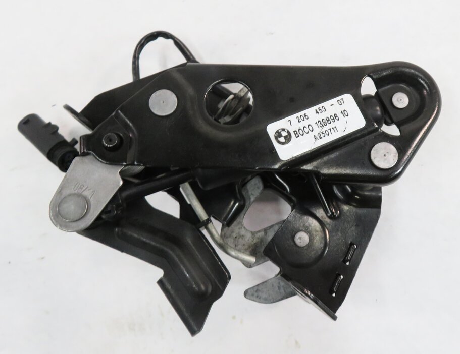 Thumbnail 7: 2011 BMW 535i (F10) LEFT FRONT DRIVER LOWER HOOD LATCH
