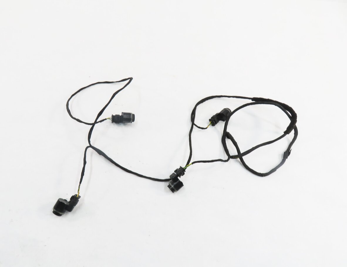 Thumbnail 2: 2011 BMW 535i (F10) REAR PDC PARK DISTANCE SENSOR SET w/ HARNESS (ALPINE WHITE)