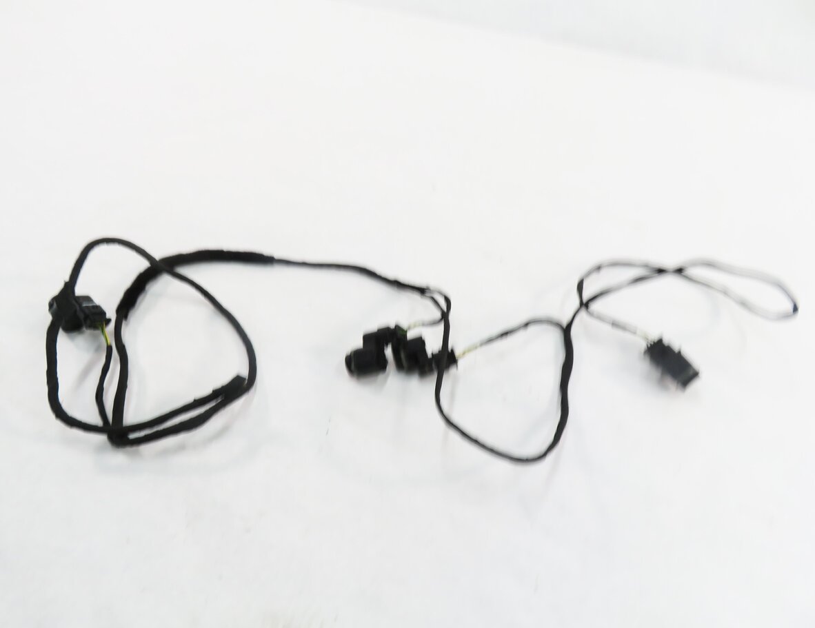 Thumbnail 5: 2011 BMW 535i (F10) REAR PDC PARK DISTANCE SENSOR SET w/ HARNESS (ALPINE WHITE)