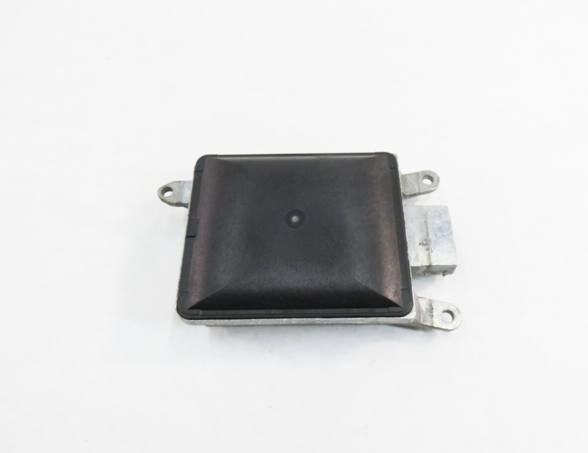Thumbnail 5: 2011 BMW 535i (F10) RIGHT REAR LANE DEPARTURE RADAR SENSOR (MASTER)