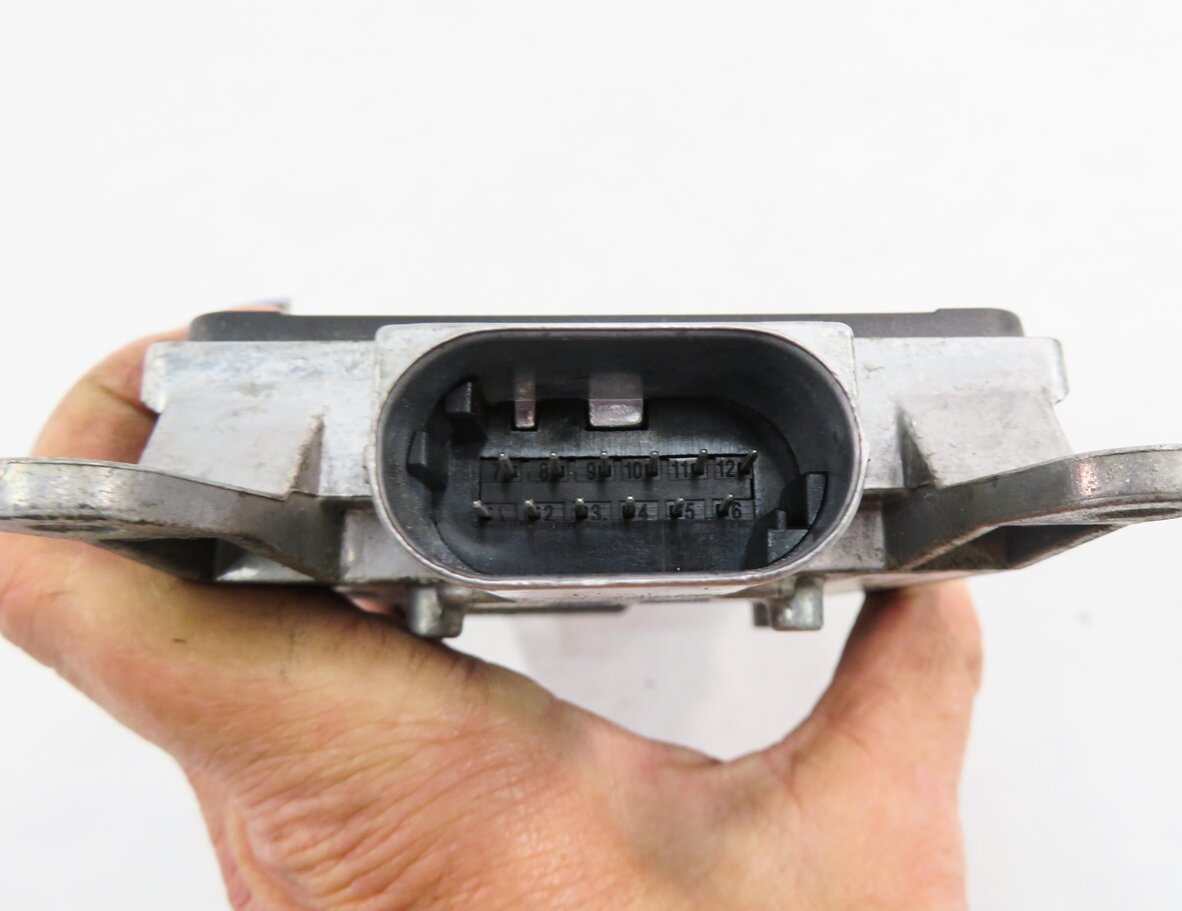 Thumbnail 7: 2011 BMW 535i (F10) RIGHT REAR LANE DEPARTURE RADAR SENSOR (MASTER)