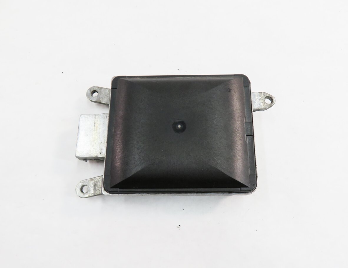 Thumbnail 2: 2011 BMW 535i (F10) LEFT REAR LANE DEPARTURE RADAR SENSOR (SLAVE)