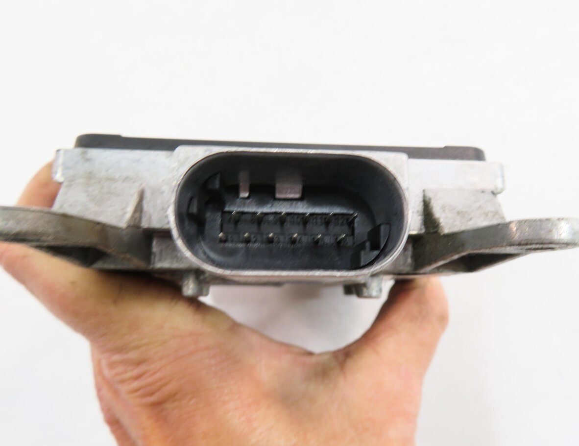 Thumbnail 7: 2011 BMW 535i (F10) LEFT REAR LANE DEPARTURE RADAR SENSOR (SLAVE)