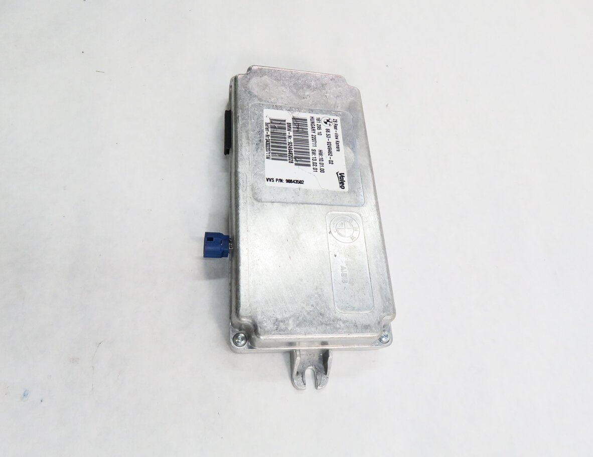 Thumbnail 4: 10-19 BMW 328i 330i 335i 528i 535i 550i 740i 750i M3 M4 - REARVIEW CAMERA MODULE