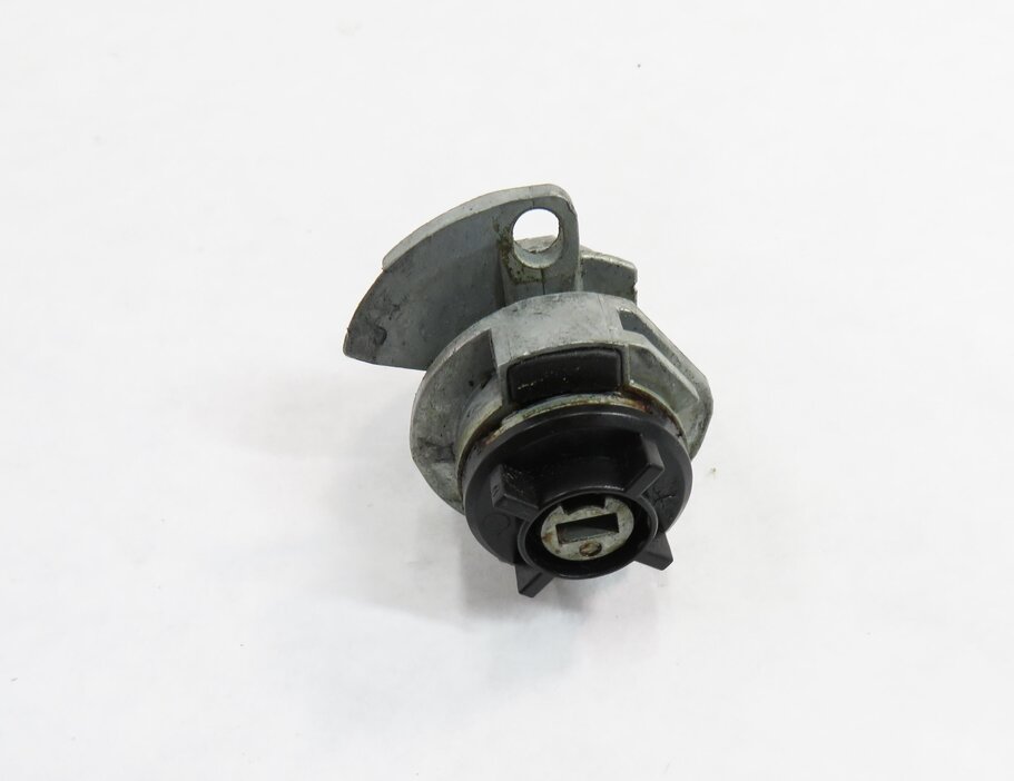 Thumbnail 6: 2011 BMW 535i (F10) LEFT FRONT DRIVER DOOR HANDLE LOCK CYLINDER w/ KEY