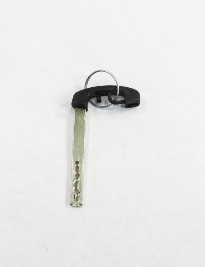 Thumbnail 7: 2011 BMW 535i (F10) LEFT FRONT DRIVER DOOR HANDLE LOCK CYLINDER w/ KEY