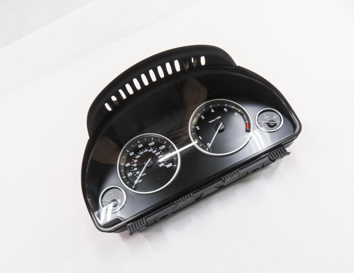 Thumbnail 2: 2011 BMW 528i 535i 550i X3 GT (F10 F07 F25) SPEEDOMETER INSTRUMENT GUAGE (119k)