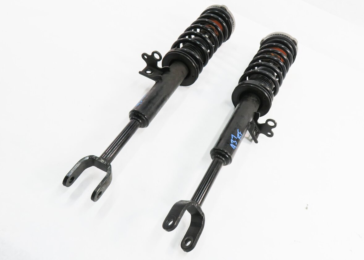2011-2015 BMW 535i 550i (F10) RWD - FRONT LEFT & RIGHT STANDARD SHOCK STRUT SET