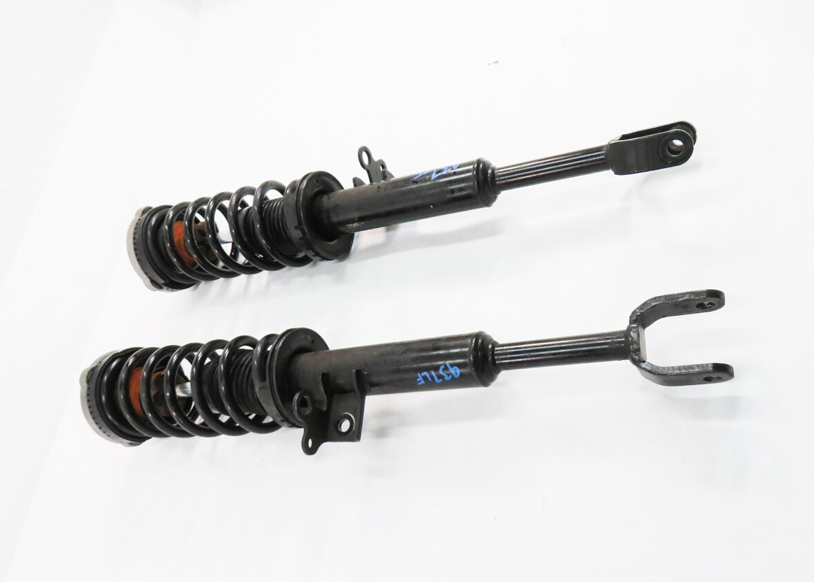 Thumbnail 3: 2011-2015 BMW 535i 550i (F10) RWD - FRONT LEFT & RIGHT STANDARD SHOCK STRUT SET