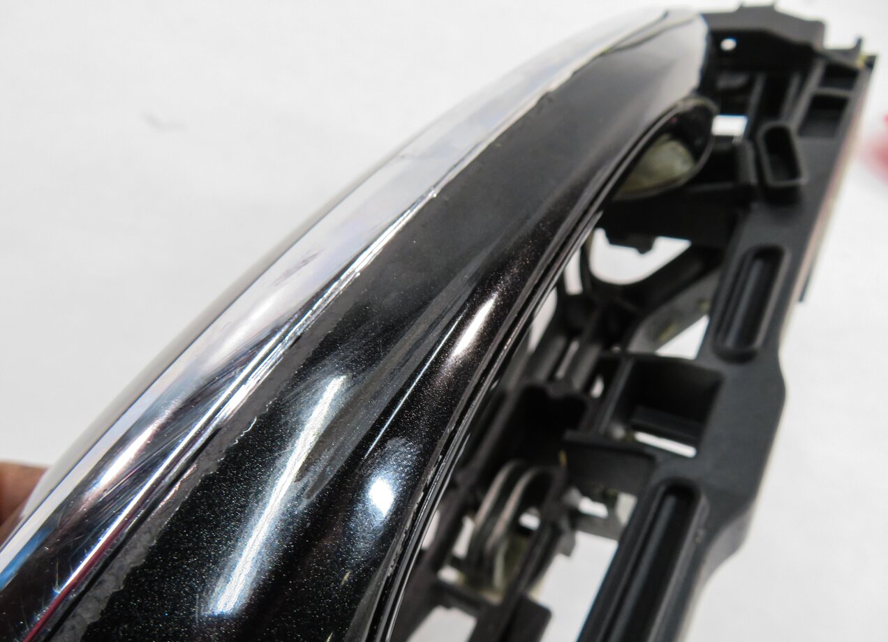 Thumbnail 8: 2011-2016 BMW 528i 535i 550i M5 (F10) LEFT REAR DOOR HANDLE w/ LIGHT (BLACK 475)