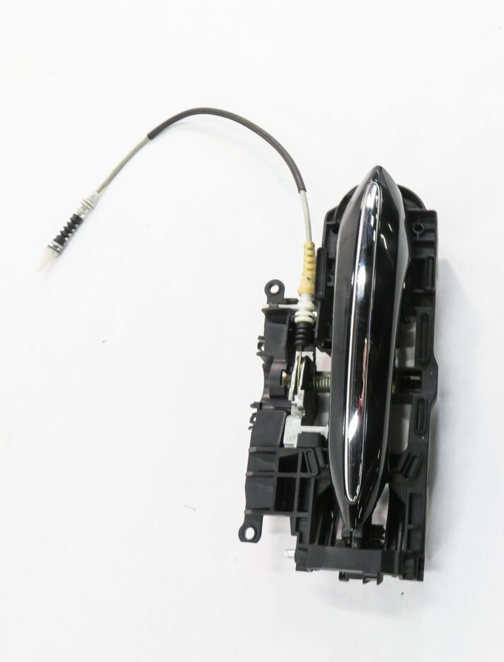 Thumbnail 3: 2011-2016 BMW 528i 535i 550i M5 (F10) RIGHT FRONT DOOR HANDLE w/ LIGHT (BLACK)