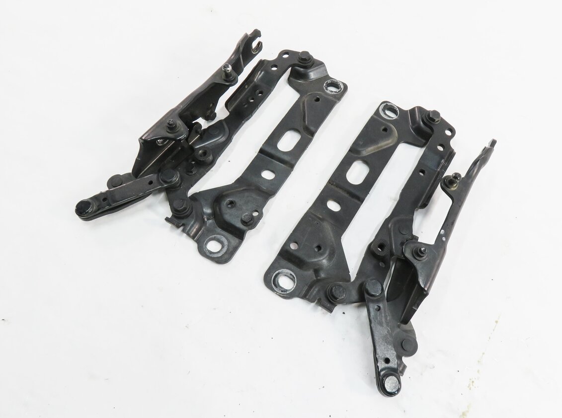 2011 BMW 528i 535i 550i (F10) LEFT & RIGHT FRONT HOOD HINGE SET (BLACK)