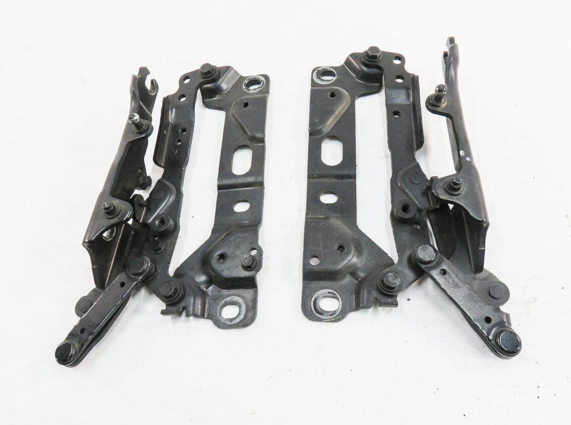 Thumbnail 2: 2011 BMW 528i 535i 550i (F10) LEFT & RIGHT FRONT HOOD HINGE SET (BLACK)