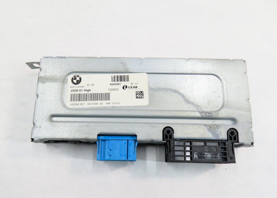 Thumbnail 2: 2011 BMW 535i (F10) CENTRAL GATEWAY CONTROL MODULE