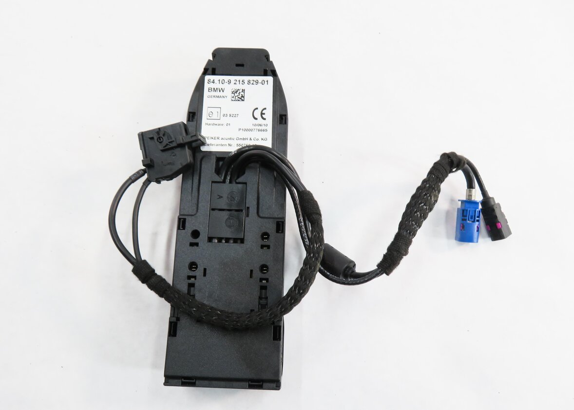 Thumbnail 5: 2011 BMW 535i (F10) CENTER CONSOLE CELL PHONE SNAP IN CRADLE