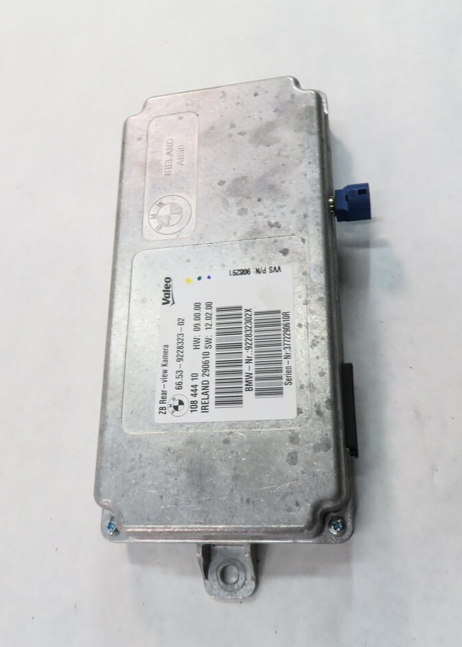 Thumbnail 3: 10-19 BMW 328i 330i 335i 528i 535i 550i 740i 750i M3 M4 - REARVIEW CAMERA MODULE
