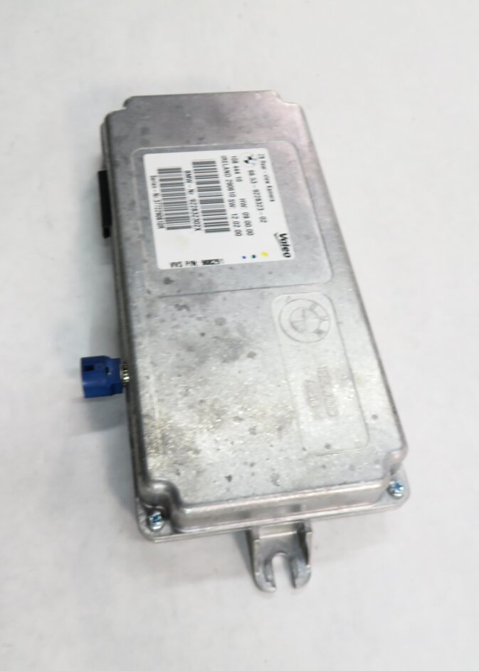 Thumbnail 4: 10-19 BMW 328i 330i 335i 528i 535i 550i 740i 750i M3 M4 - REARVIEW CAMERA MODULE