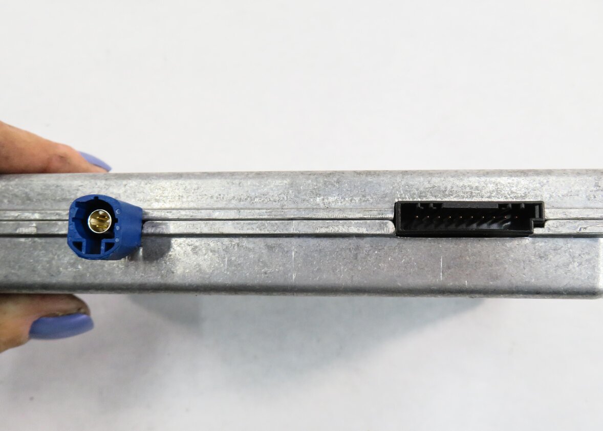 Thumbnail 6: 10-19 BMW 328i 330i 335i 528i 535i 550i 740i 750i M3 M4 - REARVIEW CAMERA MODULE