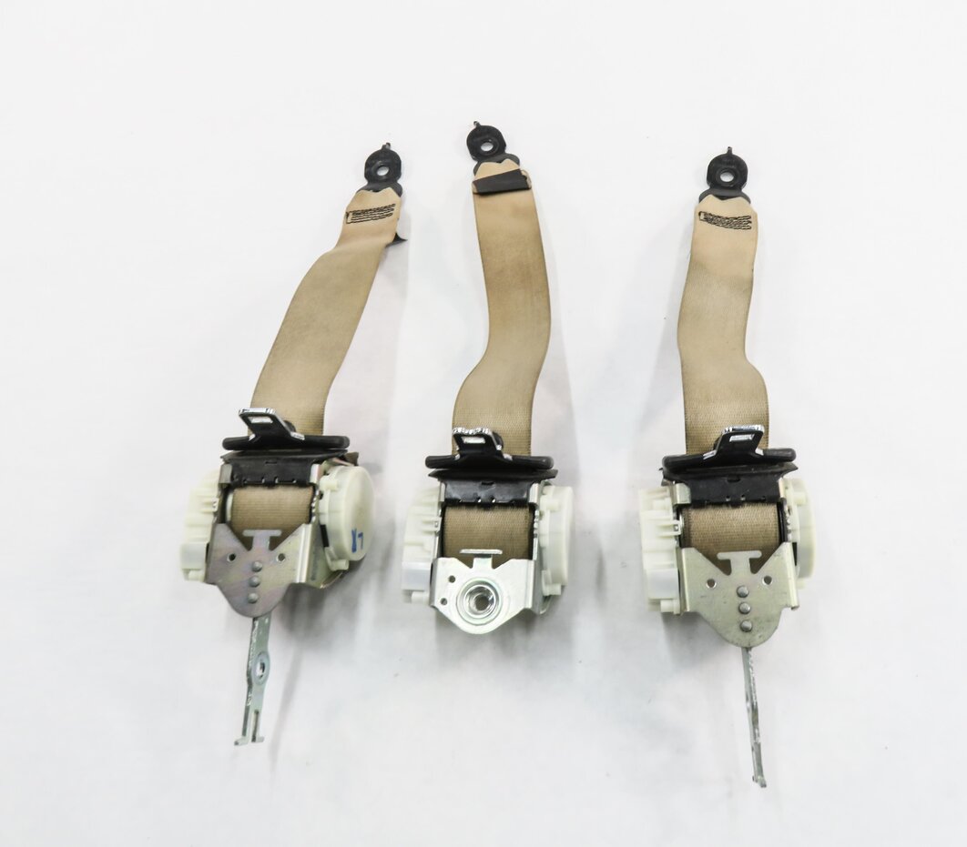 Thumbnail 5: 2011 BMW 535i (F10) REAR SEAT SEATBELT RETRACTOR SET-3 (BEIGE)