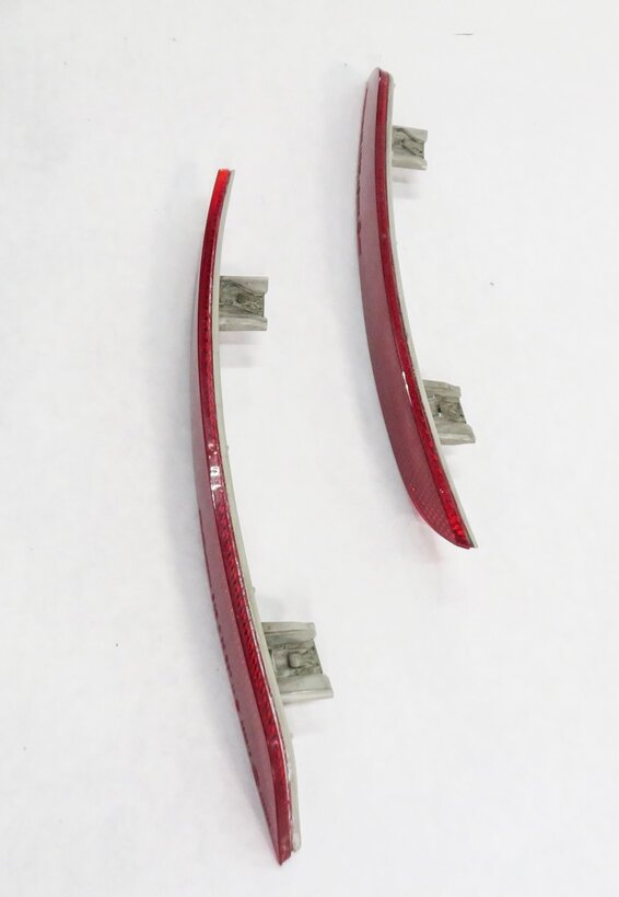 Thumbnail 4: 2011 BMW 535i (F10) LEFT & RIGHT REAR BUMPER MARKER REFLECTOR SET-2