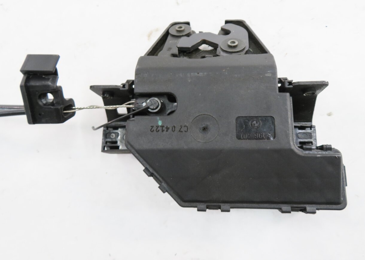 Thumbnail 7: 2004 BMW Z4 (E85) REAR TRUNK LOCK LATCH ACTUATOR