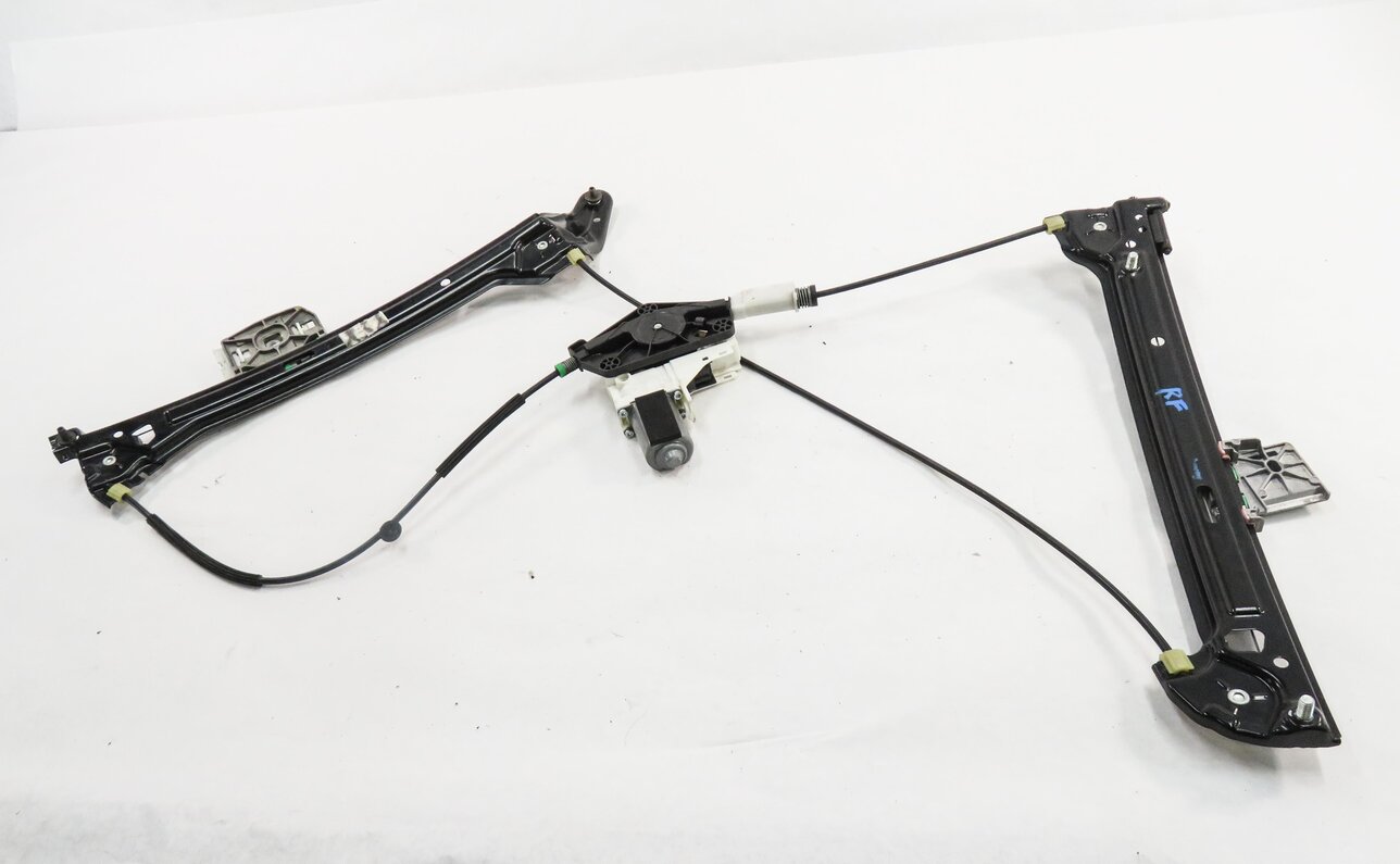 2013 AUDI S5 (B8 8T) COUPE - RIGHT PASSENGER DOOR WINDOW REGULATOR w/ MOTOR