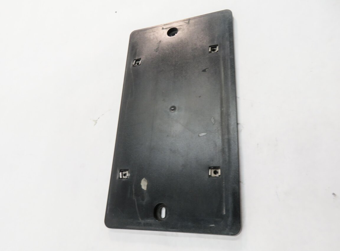 Thumbnail 3: 2013 AUDI S5 (B8 8T) REAR LICENSE PLATE BASE MOUNT RETAINER BRACKET