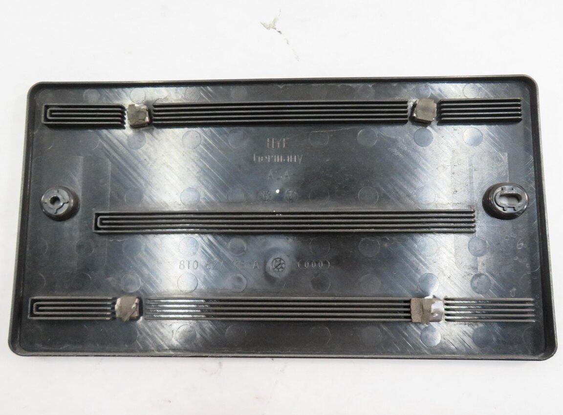 Thumbnail 5: 2013 AUDI S5 (B8 8T) REAR LICENSE PLATE BASE MOUNT RETAINER BRACKET