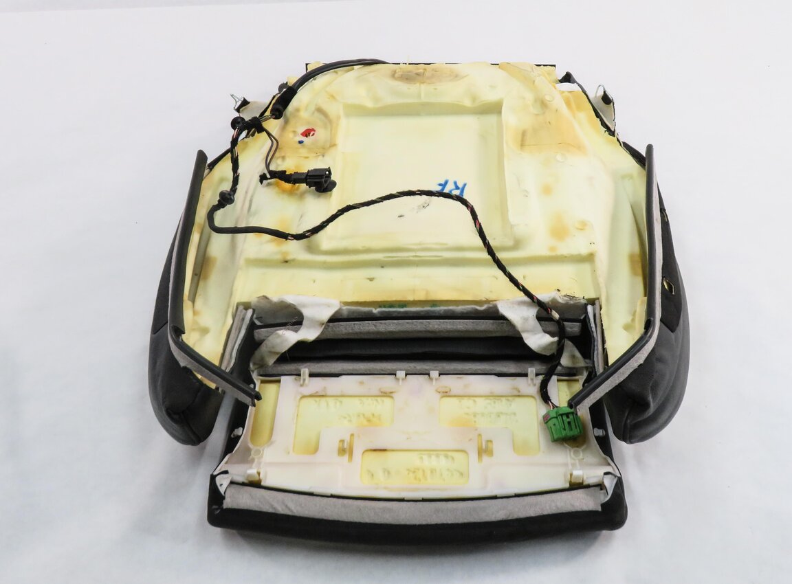Thumbnail 6: 2013 AUDI S5 (B8 8T) PASSENGER - LOWER BOTTOM HEATED SPORT SEAT CUSHION (BLACK)