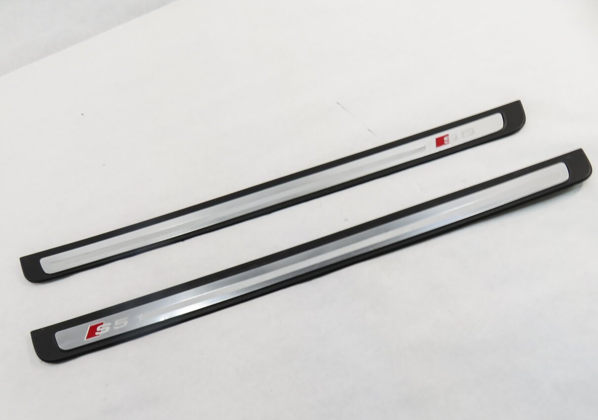 2013 AUDI S5 (B8 8T) LEFT & RIGHT DOOR SILL SCUFF PANEL TRIM SET-2