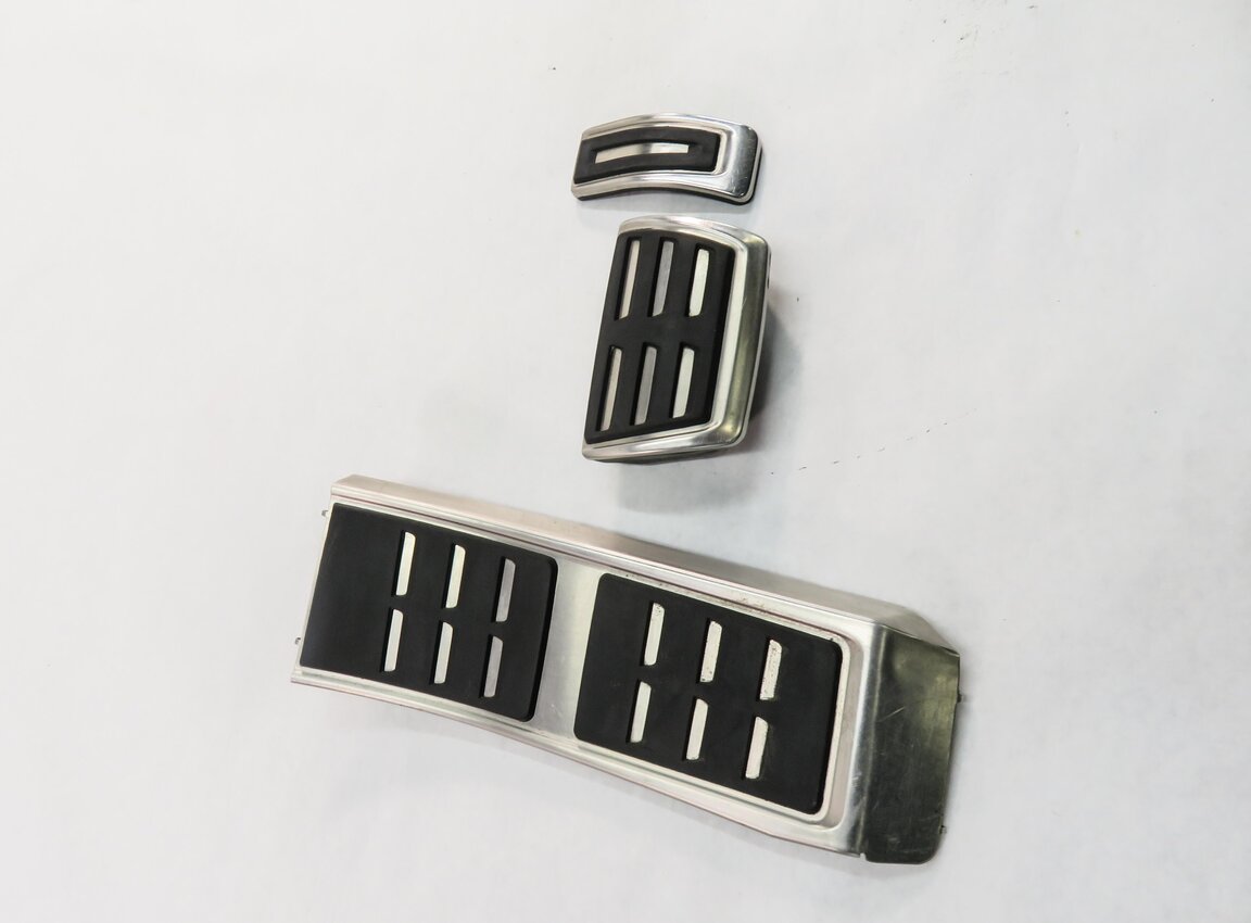 Thumbnail 3: 2013 AUDI S5 (B8 8T) GAS BRAKE REST PEDAL TRIM SET-3