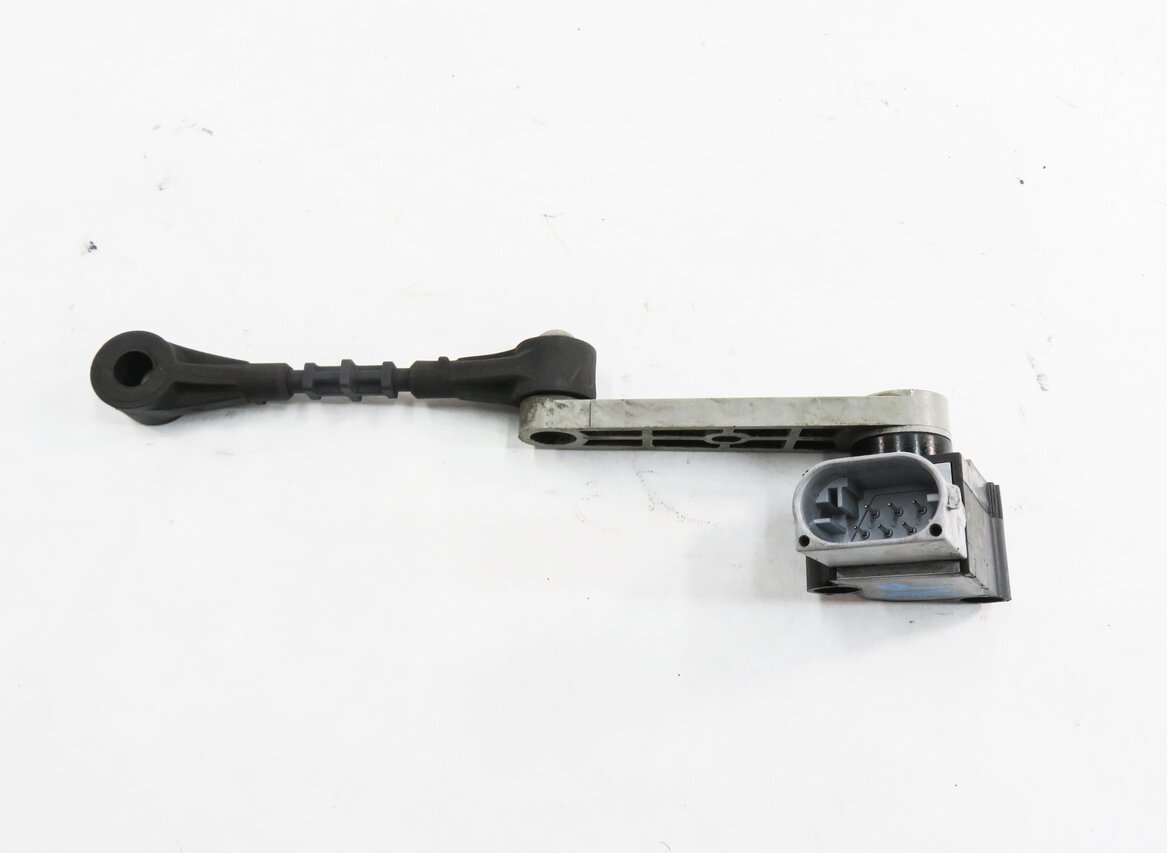 Thumbnail 5: 2010 RANGE ROVER SPORT (L320) RIGHT FRONT SUSPENSION HEIGHT LEVEL SENSOR