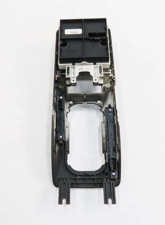 Thumbnail 8: 2010 RANGE ROVER SPORT (L320) TRANSMISSION GEAR SHIFTER TRIM w/ TERRAIN CONTROL