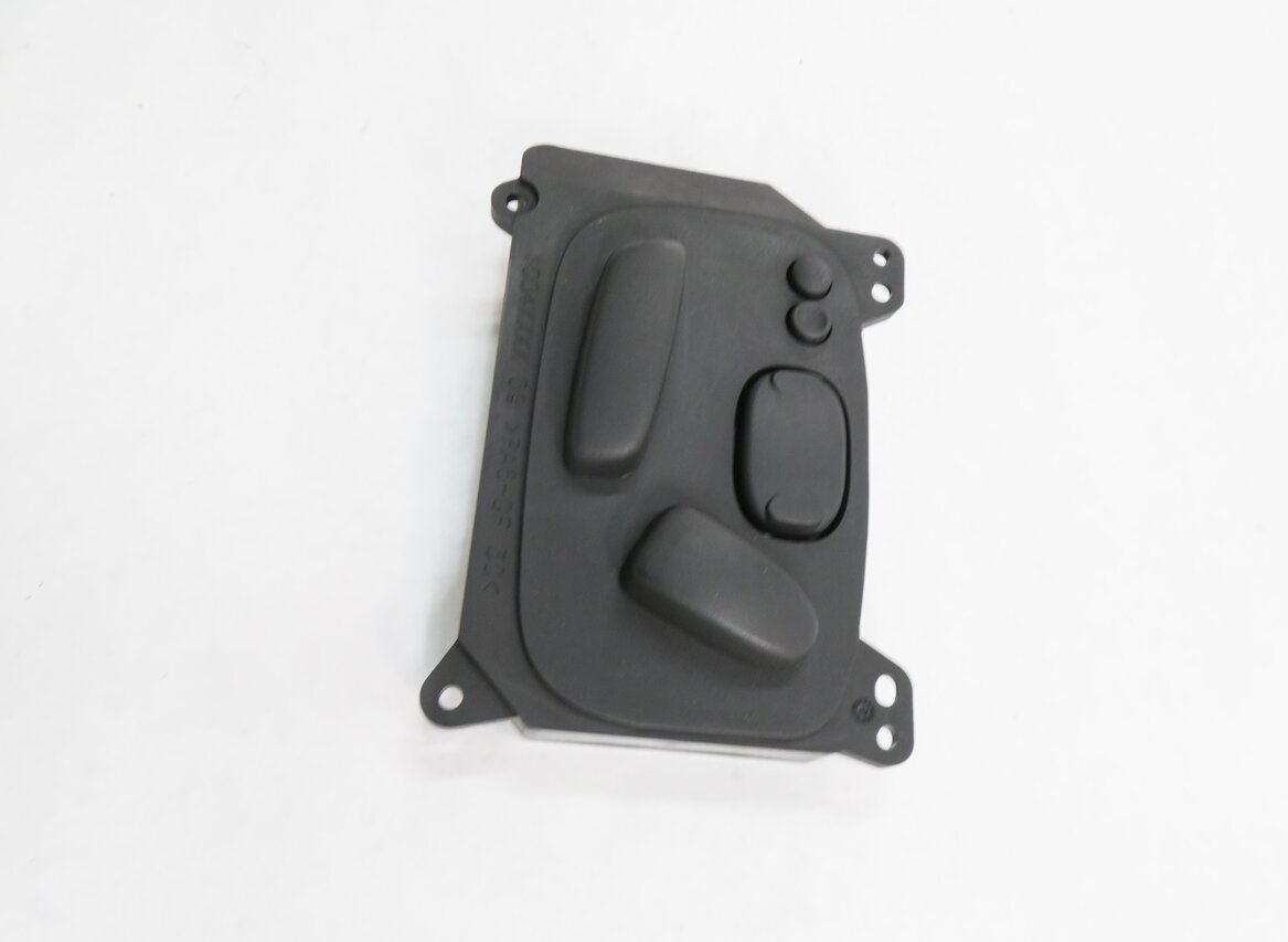 Thumbnail 4: 2010 RANGE ROVER SPORT (L320) LEFT FRONT DRIVER SEAT ADJUSTMENT SWITCH BUTTON