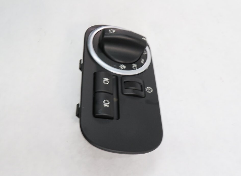 Thumbnail 4: 2010-2013 LAND ROVER LR4 - RANGE ROVER SPORT (L320) HEADLIGHT SWITCH CONTROL