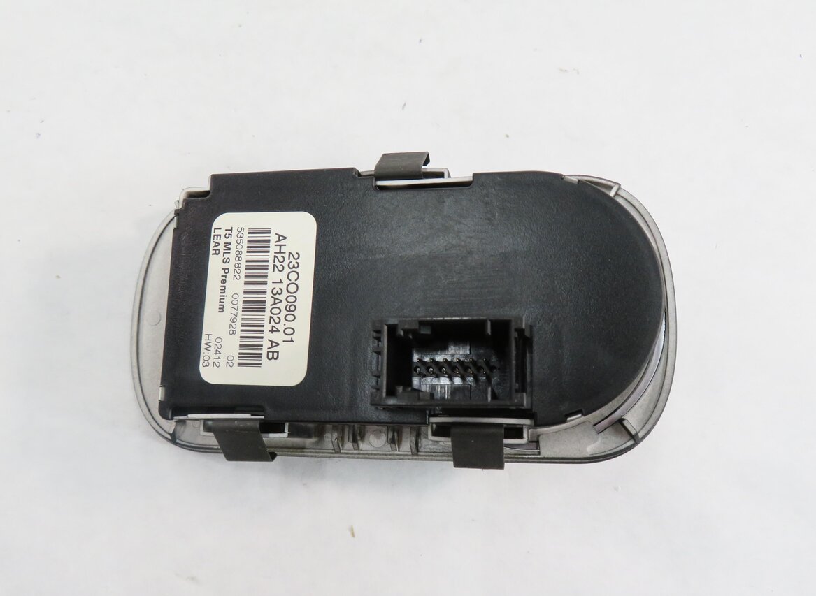 Thumbnail 6: 2010-2013 LAND ROVER LR4 - RANGE ROVER SPORT (L320) HEADLIGHT SWITCH CONTROL