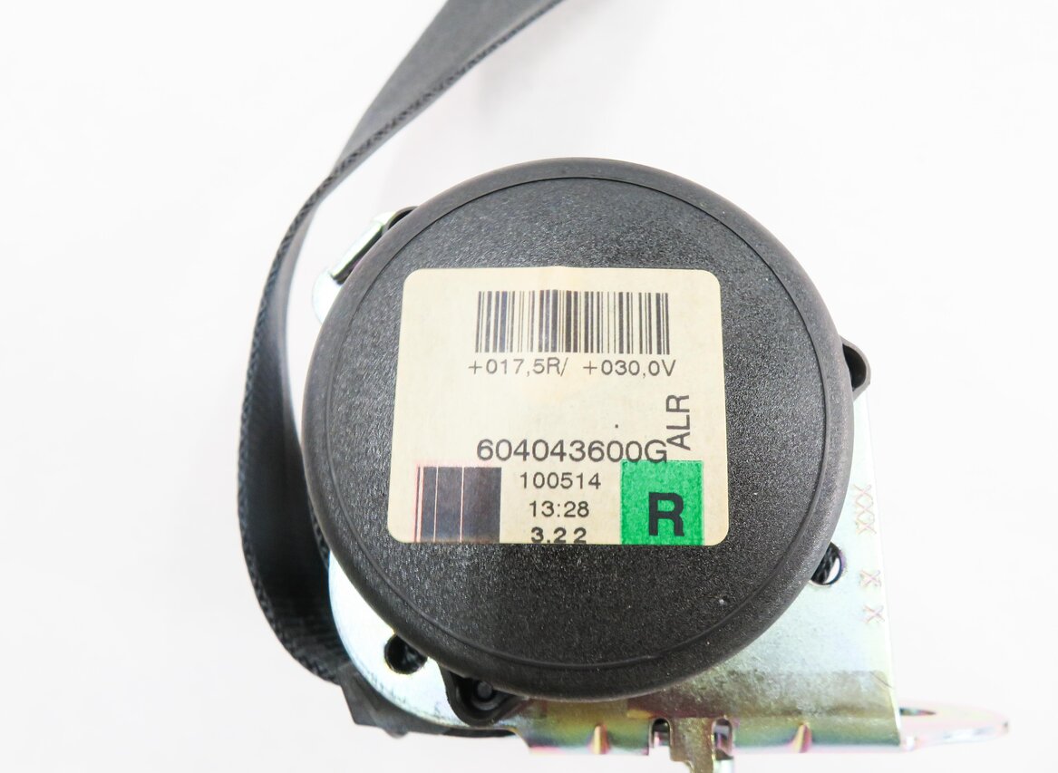 Thumbnail 6: 2010 RANGE ROVER SPORT (L320) REAR 2nd ROW - RIGHT SEATBELT RETRACTOR (BLACK)