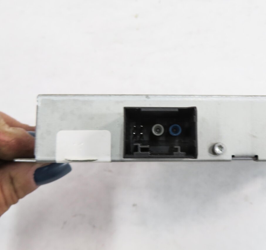 Thumbnail 7: 2010-2014 LR4 / RANGE ROVER SPORT (L320 L322) USB i-POD INTERFACE MODULE