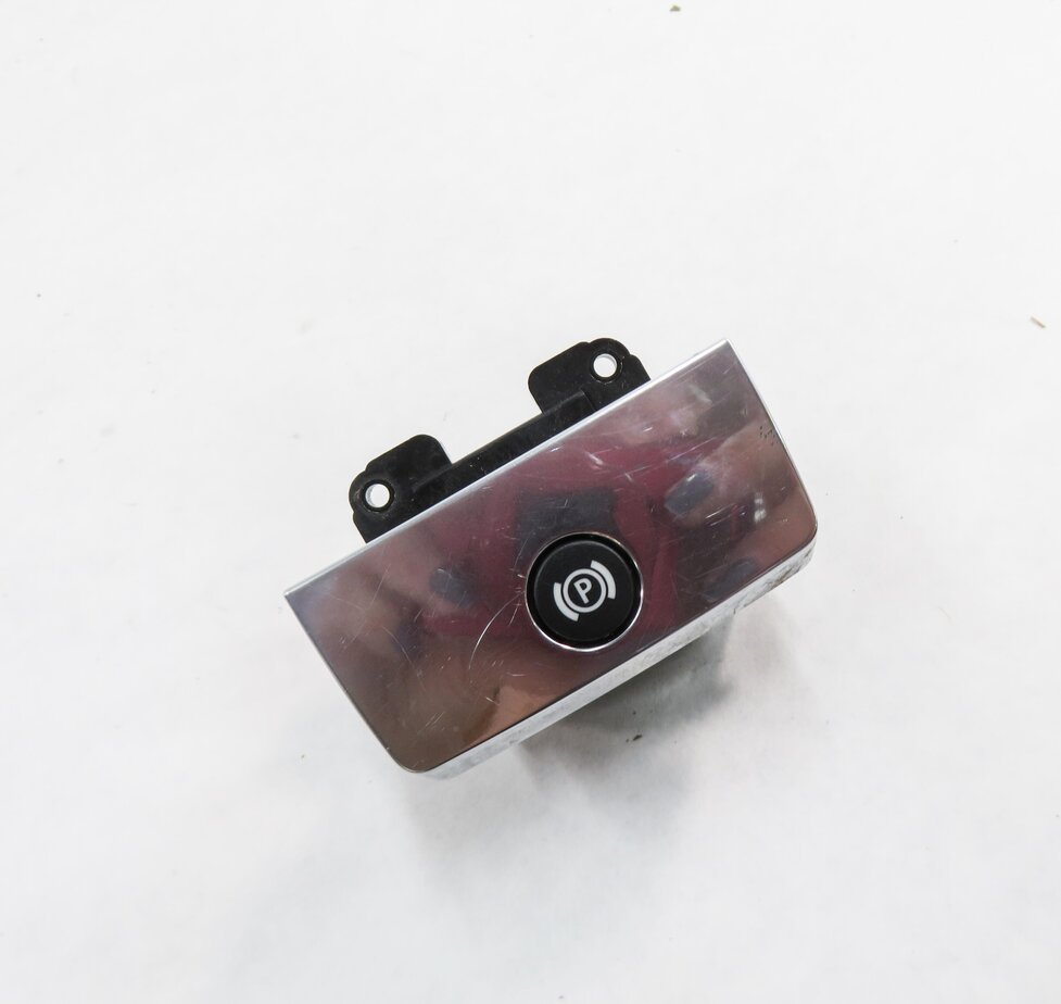 Thumbnail 1: 2010 RANGE ROVER SPORT (L320) PARKING BRAKE SWITCH BUTTON