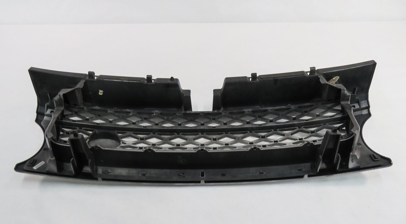 Thumbnail 6: 2010-2011 RANGE ROVER SPORT (L320) FRONT UPPER HOOD AIR VENT GRILLE TRIM