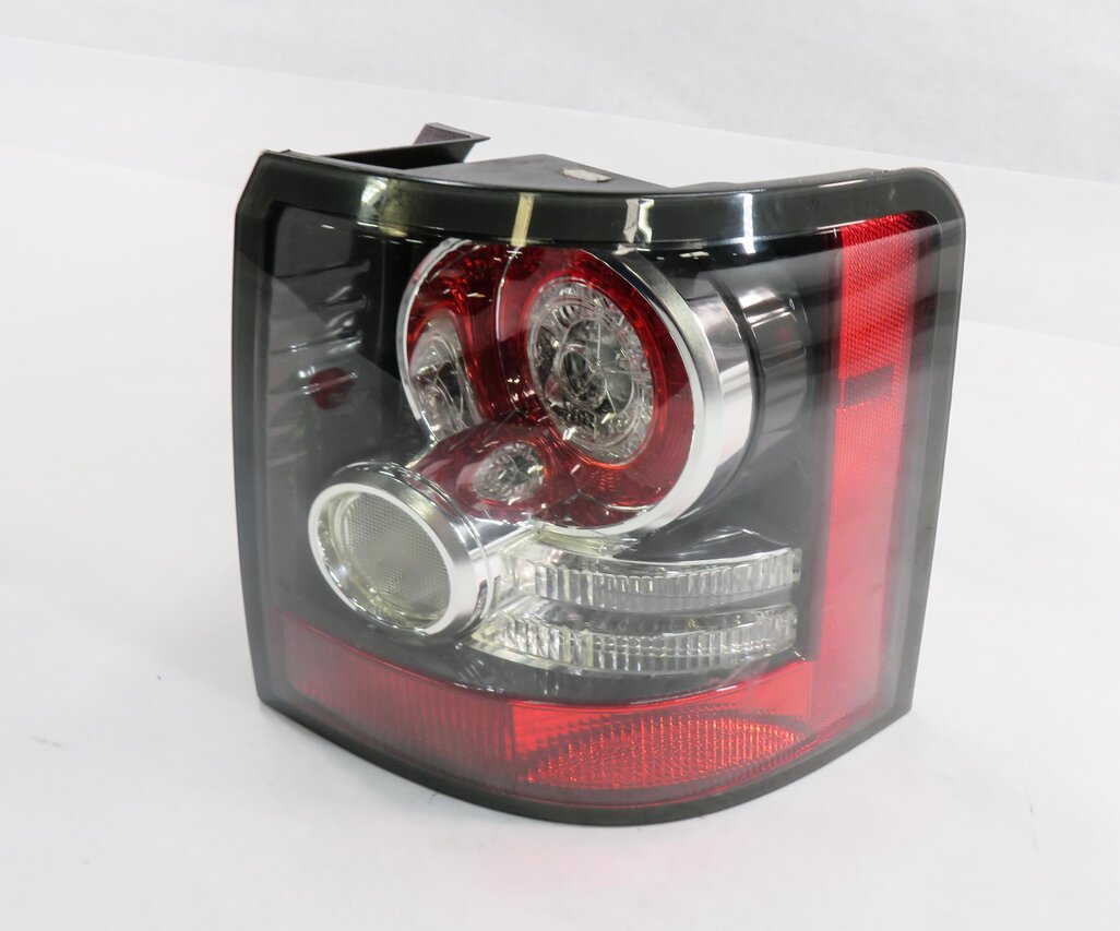 Thumbnail 3: 2010-2011 RANGE ROVER SPORT (L320) RIGHT PASSENGER TAILLIGHT BRAKE LIGHT LAMP