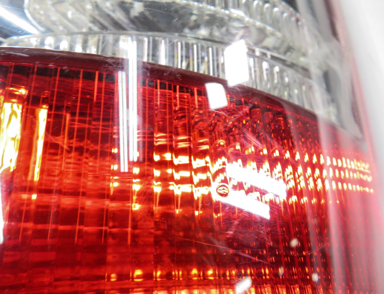 Thumbnail 8: 2010-2011 RANGE ROVER SPORT (L320) RIGHT PASSENGER TAILLIGHT BRAKE LIGHT LAMP