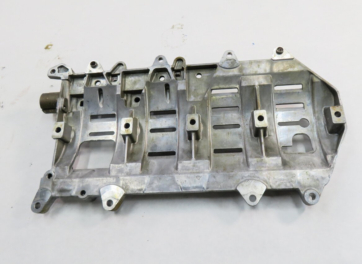 Thumbnail 6: 2010 RANGE ROVER SPORT (L320) 5.0L SUPERCHARGED ENGINE - OIL PAN BAFFLE TRAY