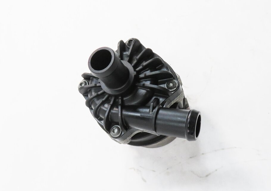 Thumbnail 3: 2013 AUDI S5 (B8 8T) 3.0L CGXC SUPERCHARGED ENGINE - AUX AUXILIARY WATER PUMP