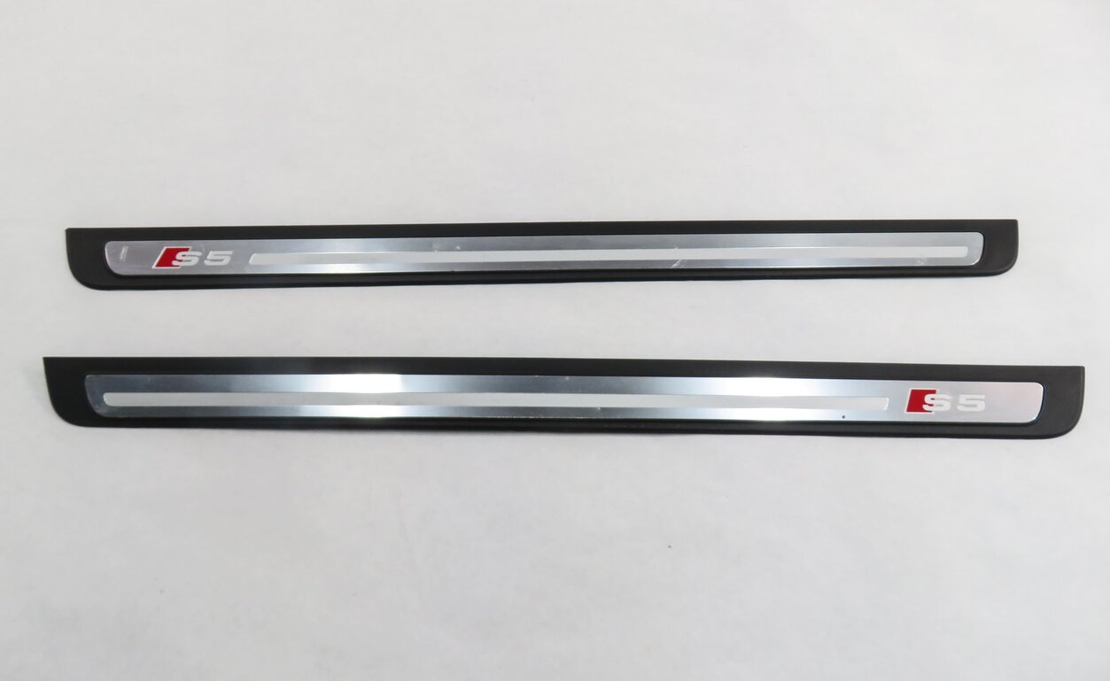 Thumbnail 2: 2013 AUDI S5 (B8 8T) COUPE - FRONT LEFT & RIGHT DOOR SILL TRIM SET