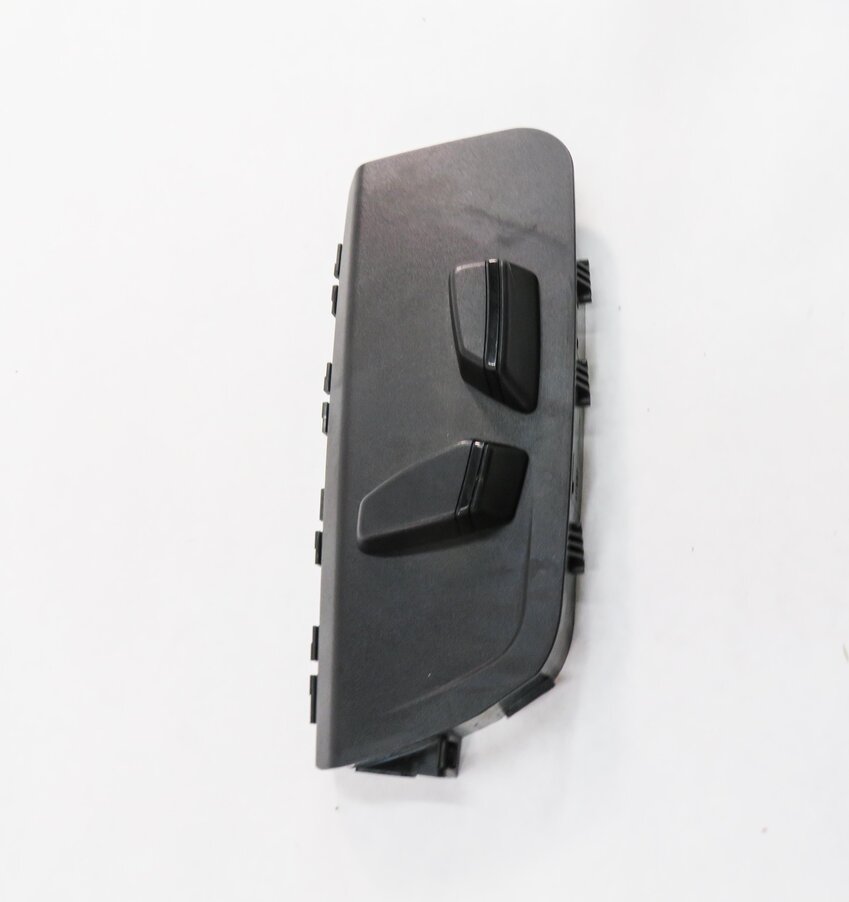 Thumbnail 3: 2015 BMW 328i (F30) RIGHT FRONT PASSENGER SEAT ADJUSTMENT SWITCH