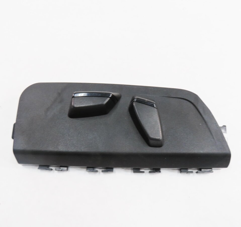 Thumbnail 5: 2015 BMW 328i (F30) RIGHT FRONT PASSENGER SEAT ADJUSTMENT SWITCH