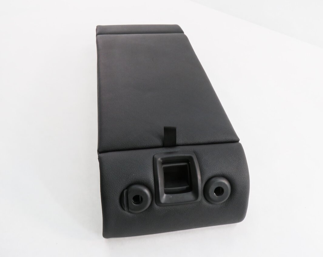 Thumbnail 2: 2015 BMW 328i (F30) REAR SEAT CENTER CONSOLE ARMREST w/ CUP HOLDER (BLACK)