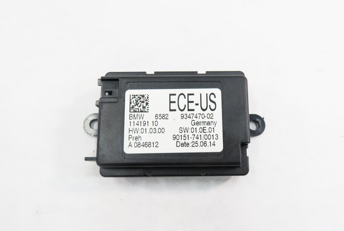 Thumbnail 2: 2015 BMW 328i (F30) i-DRIVE CONTROL MODULE