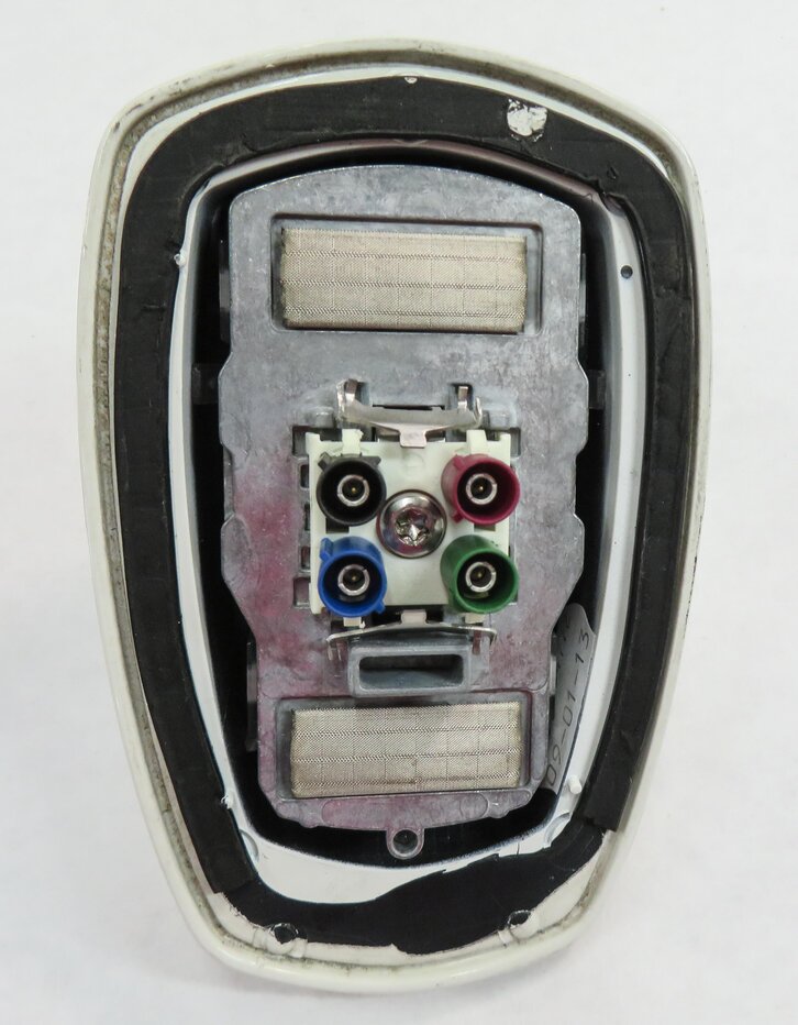 Thumbnail 6: 2013 MERCEDES GL450 (X166) RADIO STEREO ANTENNA (CALCITE WHITE 650U)